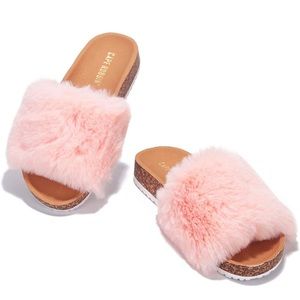 Cape Robbin Mayfair Furry Faux Fur Slides Slippers for Women, Fluffy Slippers